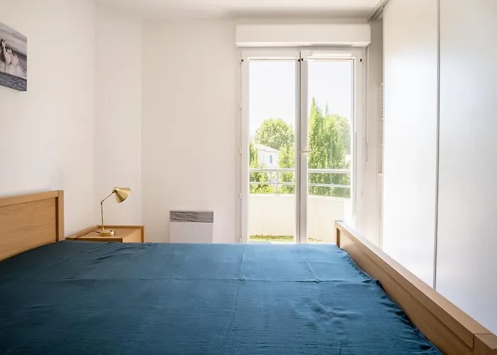 Bright 2-bedroom With Balcony Near Airport * Mérignac